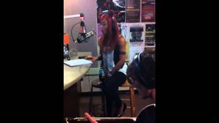 Esh The Singer LIVE & UNPLUGGED @ 88.9 Radio Milwaukee CLIP 2-2