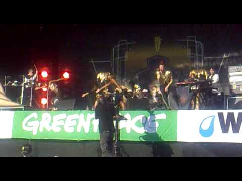 La Roux on the Other Stage - Glastonbury 2010