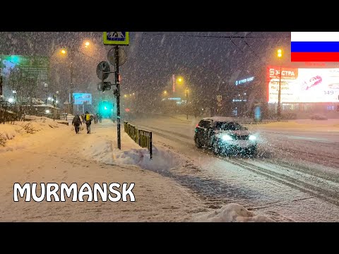 Walk in Northern Russian town during sanctions (Murmansk)