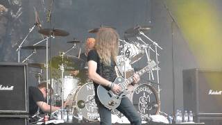 Saxon - Atila The Hun (live)
