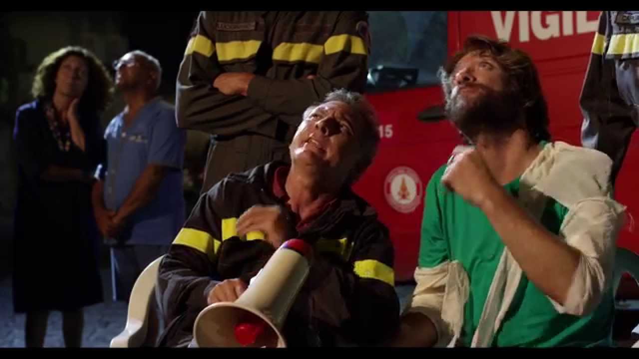 A Napoli non piove mai – Il trailer