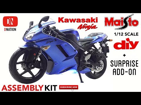 Maisto Kawasaki Ninja ZX 6R 1:12 scale die-cast Motorcycle Assembly Kit with a Surprise Add-on