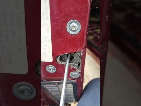 Fix stuck door latch on car or truck. #chevy #obs