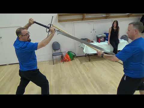 How To Use The Zweihander Montante Great Sword