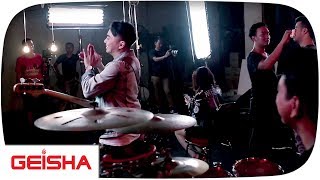 GEISHA - Lagu Cinta (OST. SINGLE) | BTS Lyric Video