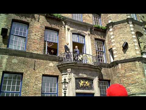 Fortuna Düsseldorf: Spielerempfang am Rathaus vom 16.5.2012 in voller Länge (Teil 1/2 HD)