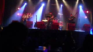 BOSNIA DESPIERTATE NENA HOMENAJE A LUIS A. SPINETTA