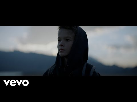 Rag'n'Bone Man - Skin (Official Portuguese Lyric Video)