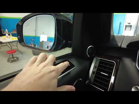 How to Fold Mirrors on Range Rover