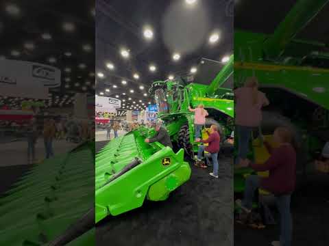 John Deere no Comando: A Colheitadeira que Revoluciona a Agricultura!