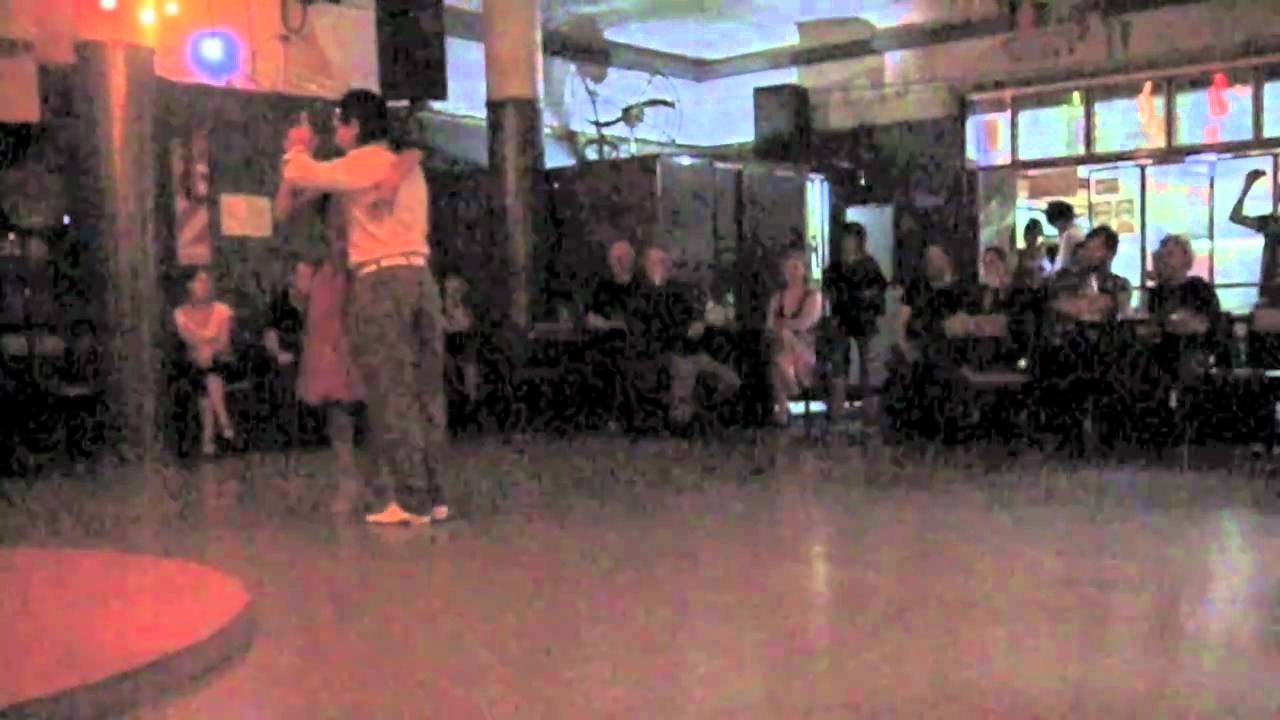 Gastón Torelli & Moira Castellano en Essa Milonga 1