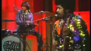 Sly & The Family Stone — Dance to the music   YouTube