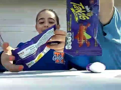 download lagu mp3 mp4 Talkies, download lagu Talkies gratis, unduh video klip Talkies