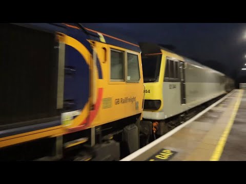 66766 + 92044 pass Bellingham working the china clay train