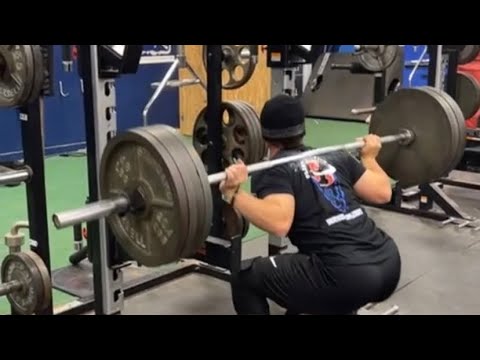 SQUAT , BENCH , DEADLIFT  AT 3@m post injury 📸