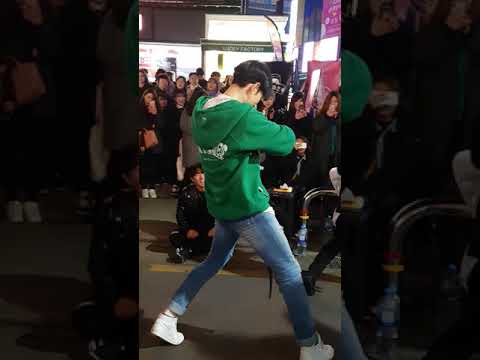 [MAXXAM] 180224 오새봄, 이찬욱, 김승연 - 벌떼(B-DAY) (iKON cover) (뒷모습) (with 앉아서 신난 민석오빠)