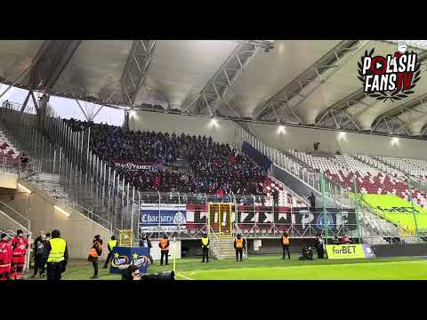 Uprzejmości i doping kibiców na meczu ŁKS Łódź - Ruch Chorzów (17.12.2023 r.)