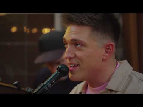 "Just the two of us" - Jamsession ledd av Danny Saucedo