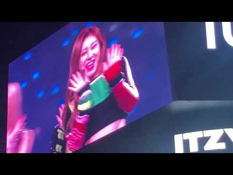 ITZY KCON LA 2019 PERFORMANCE - ICY