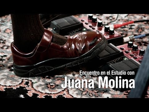 Encuentro en el Estudio con Juana Molina [HD]  Un Dia, Salvese Quien Pueda, Vive Solo, ¿Quién?﻿