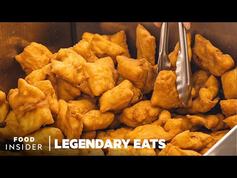 世界咖啡館的貝奈特 - 傳說中的吃食 (Café du Monde’s Beignet | Legendary Eats)