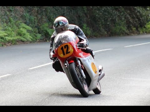 Sounds of the Classic TT 2015 with MV Agusta, Paton, YZR500, Gilera, Honda 500 etc! Deano Rutter etc