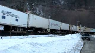 preview picture of video 'Pan Am Southern Train MOAY Shelburne Falls MA 2/22/11'