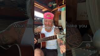 An easy guitar trick with a spoon! Can anyone guess what tuning? #acousticguitar #opentuning