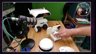 Battle Bots Looi robot vs Ebo robot 
