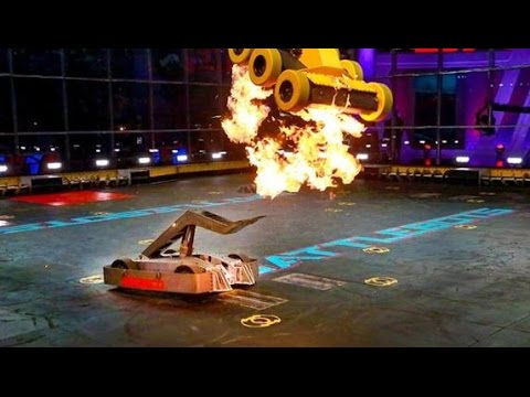 PELEAS DE ROBOTS A CONTROL REMOTO