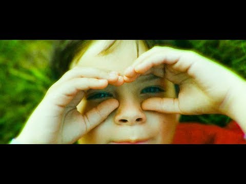 EVA AIR 長榮航空 - Chasing the Plane 追飛機的男孩