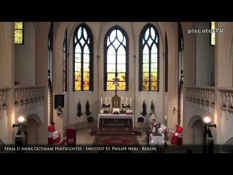 Feria II infra Octavam Pentecostes 03 Gloria - Traditional Latin Mass