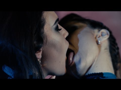 Alex - Girls