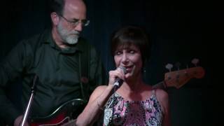 Nice Weather for Ducks/O Patu   Joyce McCulloch