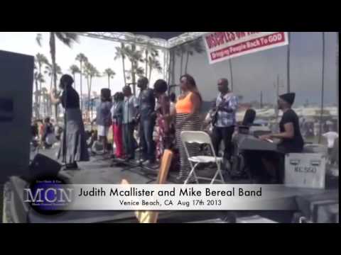 MCNetwork @ Mike Bereal & Jimmy Neuble (West Angeles Band) - Venice Beach