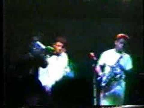 Thumbnail for No Doubt live at Mod Expo 1987 ("Showing Off") by John Spence