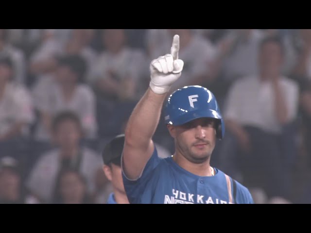 【11回表】代打起用に応えた!! ファイターズ・マルティネス 一二塁間抜ける値千金のタイムリーで勝ち越し!! 2025年7月8日 千葉ロッテマリーンズ 対 北海道日本ハムファイターズ