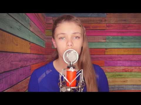 Miles Cyrus - Wrecking Ball (10 year old Lukne Pajuodyte)