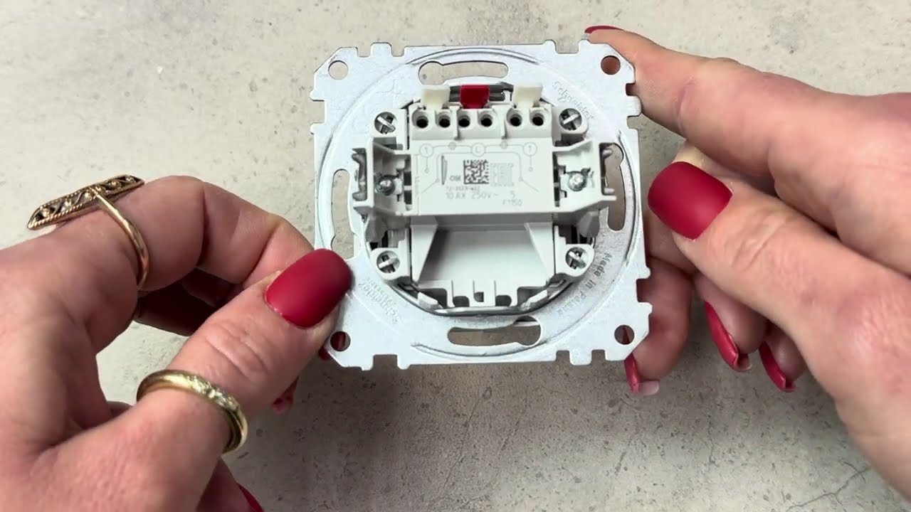 Двухклавишный выключатель SCHNEIDER Sedna Design алюминий SDD113105