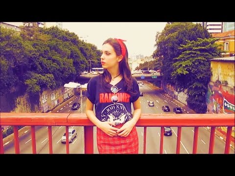 Ela Levou Minha Camiseta Dos Ramones video