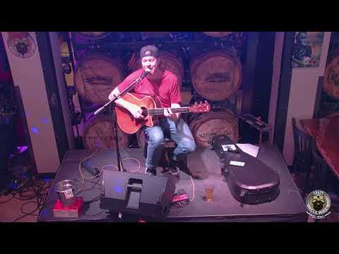 Happy Hour: Jeff Lloyd