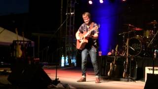 Josh Wilson - Amazing Grace (Live at HopeFest 2015)