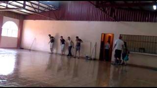 Cuando se lava el salón Grupo Yahvé Yiré