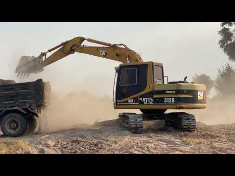 Liebherr 954 Excavator Working With Hydraulic Hammer On Demolition Site - Sotiriadis/Labrianidis 4k