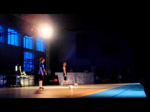 Dawid Koczur vs Szymon Skalski - TOP32 - Lubasz Freestyle Night 2013