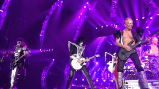 KISSONLINE EXCLUSIVE: PHIL COLLEN ROCKING WITH KISS
