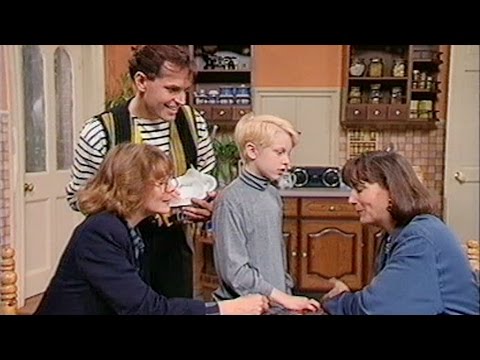 Mike and Angelo S5E1 (1993) - FULL EPISODE