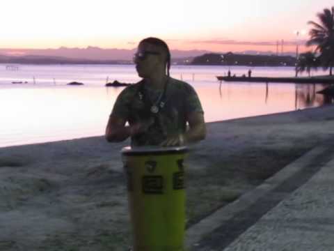 Jubiabá da Bahia solando na Praia do Siqueira