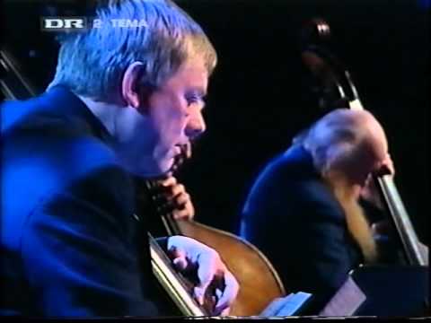 For the honor of NHØP - 4 danske bassister (2005)
