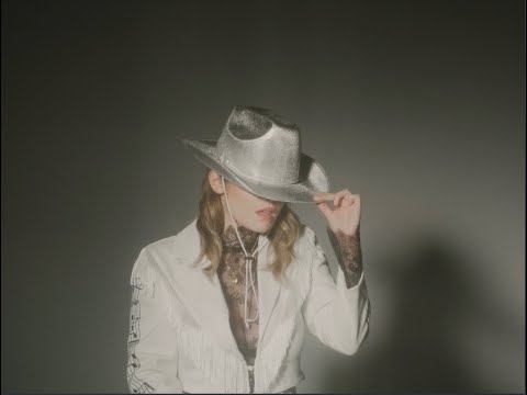 T'es belle [vidéoclip officiel] のサムネイル